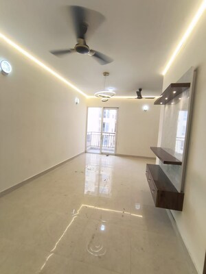 2 BHK Apartment For Rent in Signature The Millennia 3, Sector 37d