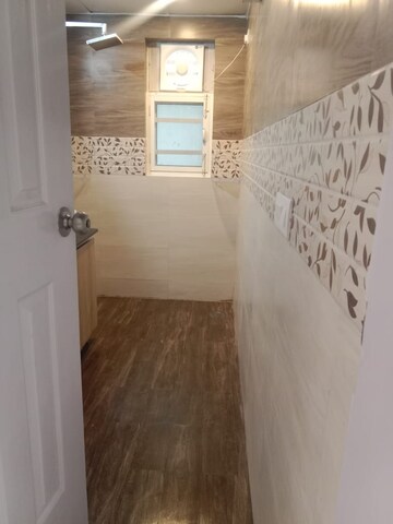 Bathroom in 2.5 BHK Apartment at Jaypee Kalypso Court, Sector 128 – for Rent