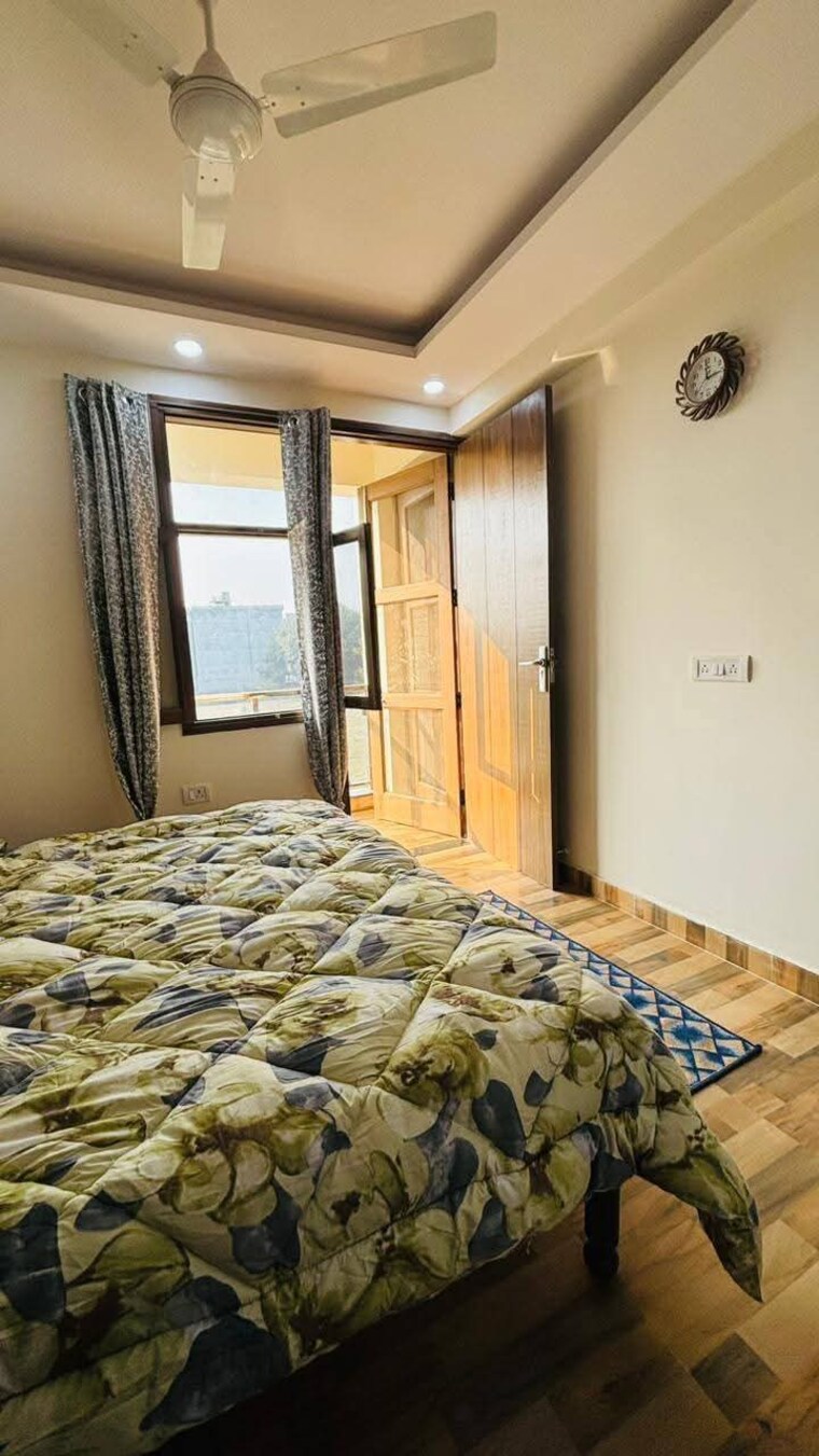 Bedroom, freedom fighters enclave 2 Bedroom 1000 Sq.Ft. Builder Floor In Freedom Fighters Enclave Delhi 9580896