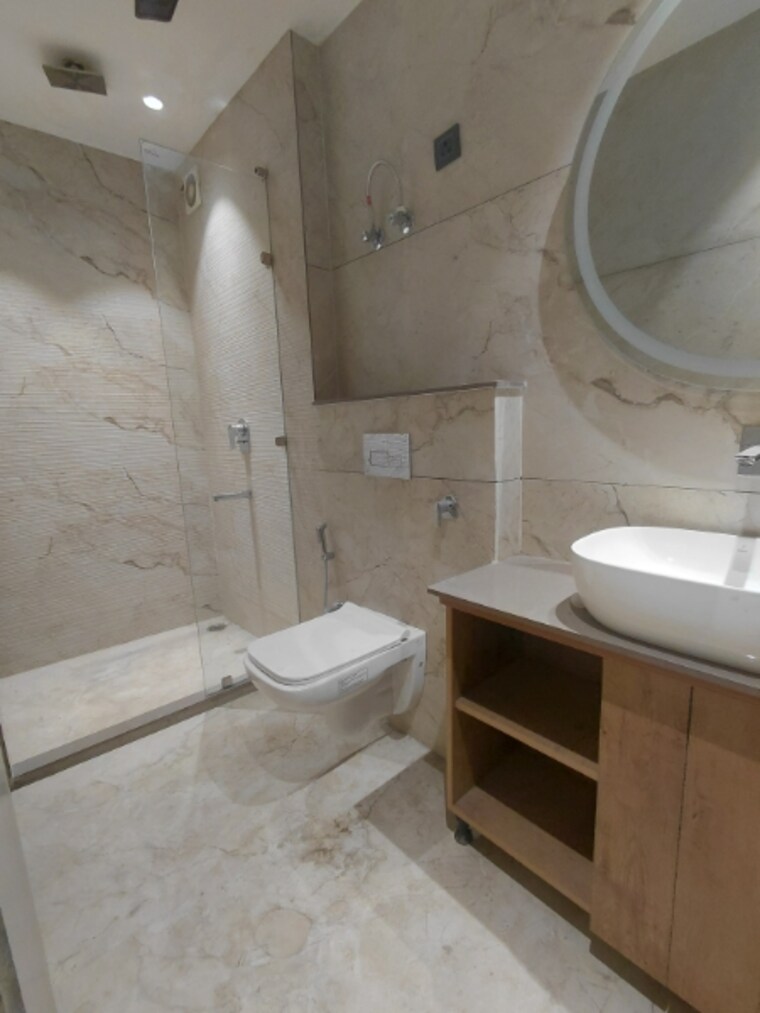 Bathroom, janakpuri 3 Bedroom 1200 Sq.Ft. Apartment In Janakpuri Delhi 9580909