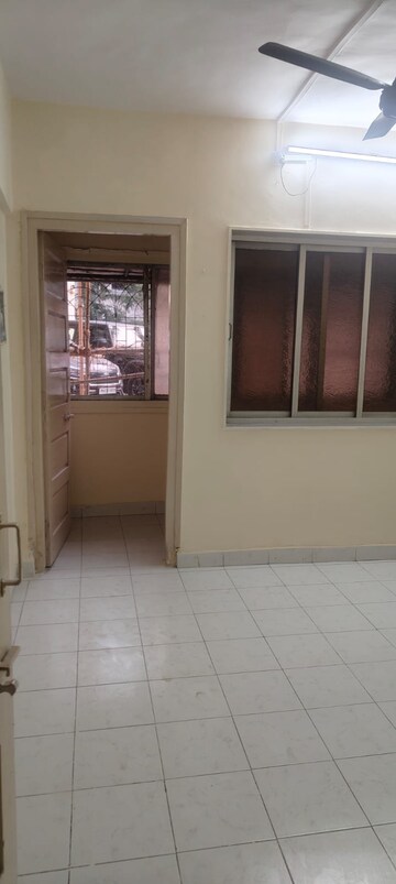 Room in 2 BHK Apartment at The Kamal Sagar CHS, Bhandup East – for Rent