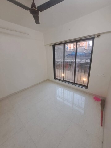 2 BHK Apartment For Sale in Shanti Lifespaces, Nalasopara East