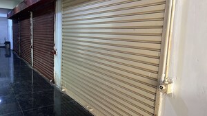  Shop For Rent in Antriksh Golf City, Sector 150