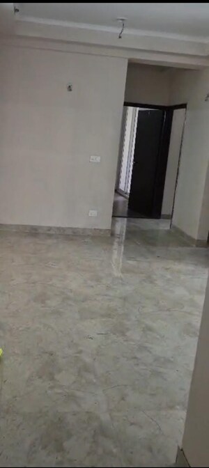 3 BHK Apartment For Rent in Amrapali Golf Homes, Sector 4 Greater Noida