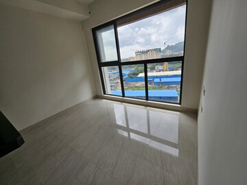 Room in 2 BHK Apartment at Lodha Quality Home Tower 5, Majiwada – for Rent