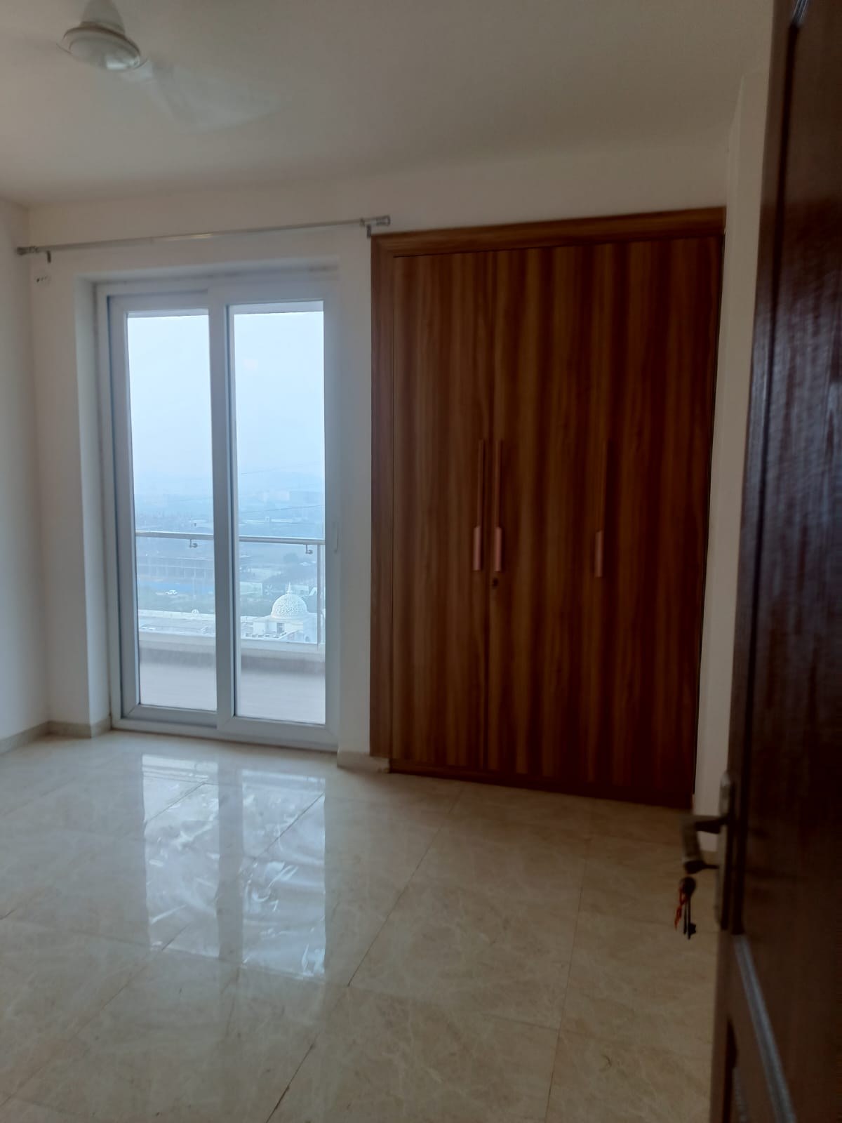 3 BHK 1925 Sq.Ft. Apartment in Omaxe Royal Residency Faridabad