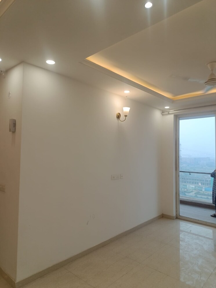 Room, omaxe-royal-residency-faridabad 3 Bedroom 1925 Sq.Ft. Apartment In Sector 79 Faridabad 9581026