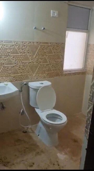 Bathroom in 2 BHK Apartment at Amrapali Golf Homes, Sector 4 Greater Noida – for Rent