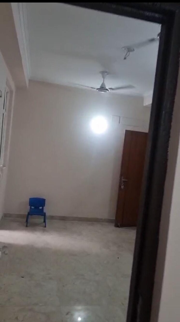 Room, amrapali-golf-homes 2 Bedroom 835 Sq.Ft. Apartment In Sector 4 Greater Noida Greater Noida 9581030