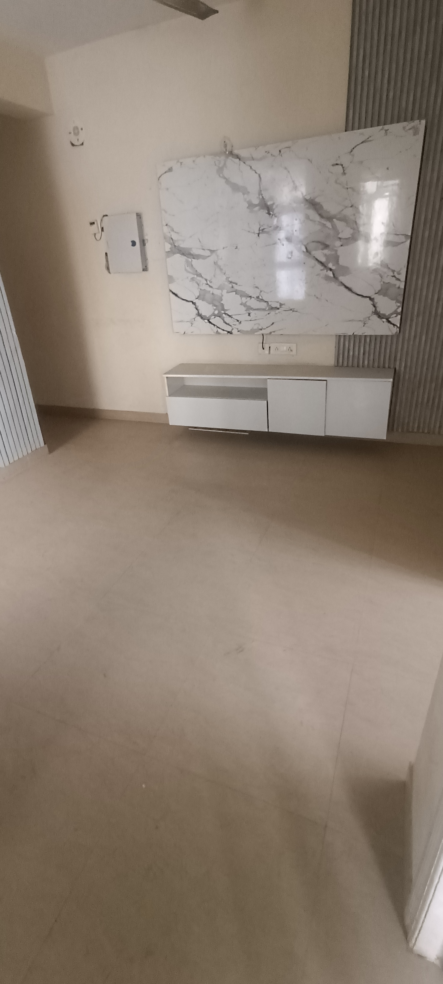 2 BHK 800 Sq.Ft. Apartment in Shree Vardhman Mantra