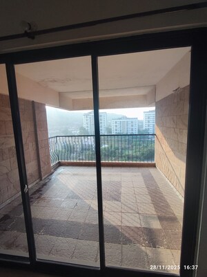 Room in 2 BHK Apartment at Aastha Bhama Pearl, Wakad – for Rent