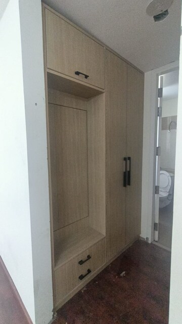 Bathroom in 3.5 BHK Apartment at Shree Vardhman Flora, Sector 90 – for Rent