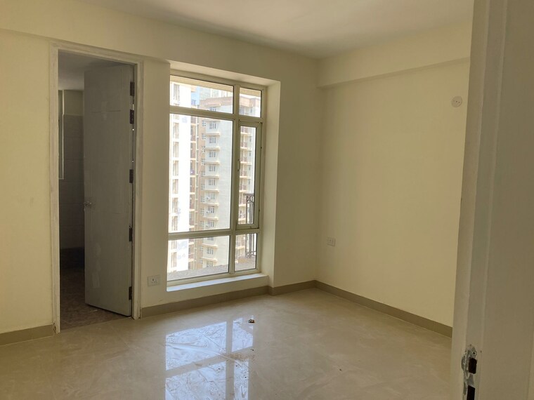 Room, shree-vardhman-flora 3.5 Bedroom 1950 Sq.Ft. Apartment In Sector 90 Gurgaon 9581089