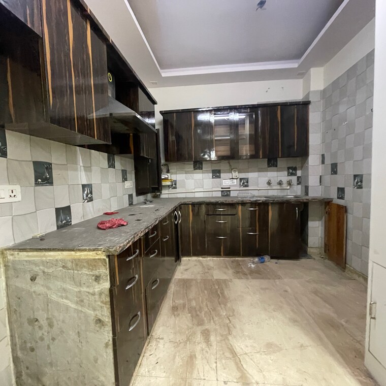 Kitchen, rohini sector 24 3 Bedroom 1400 Sq.Ft. Builder Floor In Rohini Sector 24 Delhi 9581111
