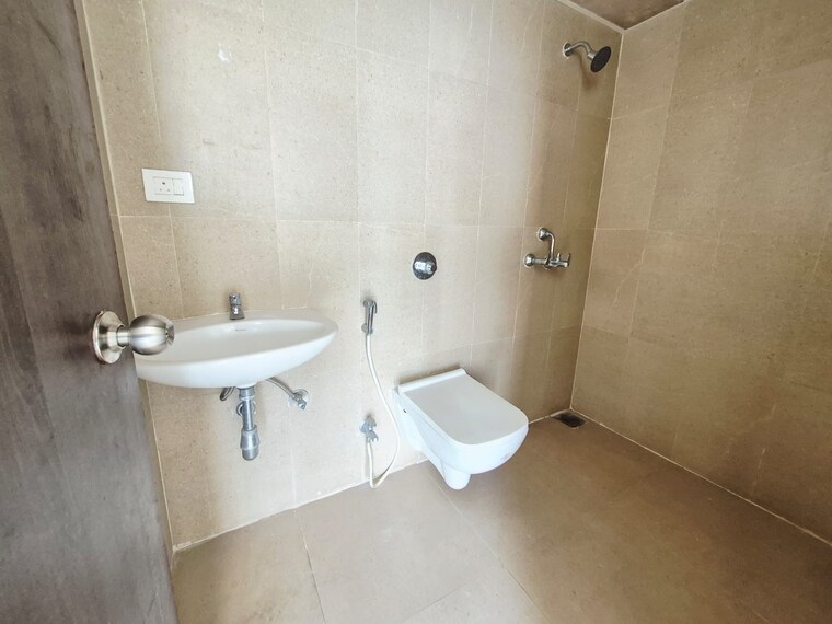 Bathroom, runwal-my-city-phase-ii-cluster-05 2 Bedroom 580 Sq.Ft. Apartment In Dombivli East Thane 9581158