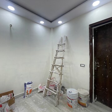 Living Room in 1 BHK Builder Floor at Rohini Sector 23 – for Sale