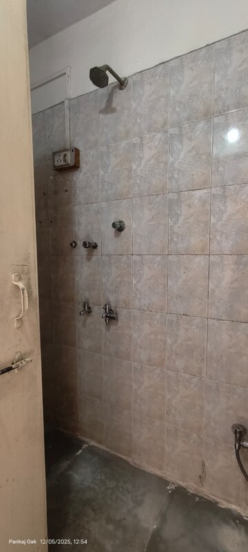 Bathroom in 2 BHK Apartment at Kadam Plaza Katraj, Katraj – for Rent