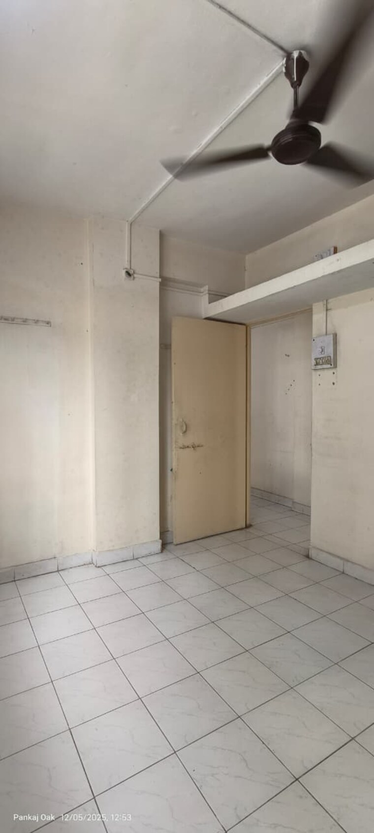 Room, kadam-plaza-katraj 2 Bedroom 1000 Sq.Ft. Apartment In Katraj Pune 9581165