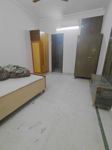 Living Room in 3 BHK Builder Floor at Janakpuri – for Rent