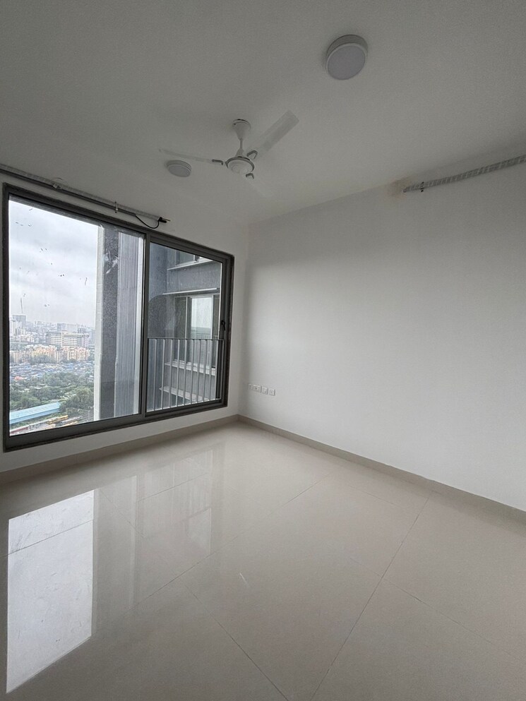 Room, sunteck-city-avenue-4 2 Bedroom 646 Sq.Ft. Apartment In Goregaon West Mumbai 9581176