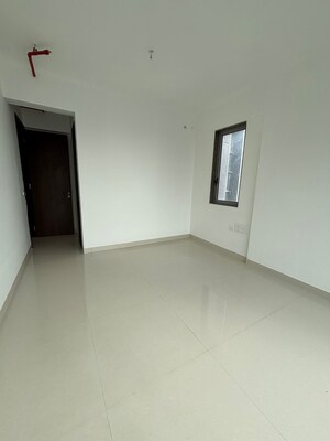 Room in 2 BHK Apartment at Sunteck City Avenue 4, Goregaon West – for Rent