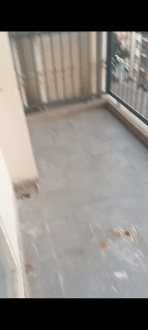 Room in 2 BHK Apartment at Adani Aangan, Sector 89a – for Rent