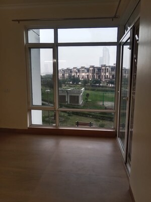2 BHK Apartment For Rent in Jaypee Greens Pavilion Court, Sector 128