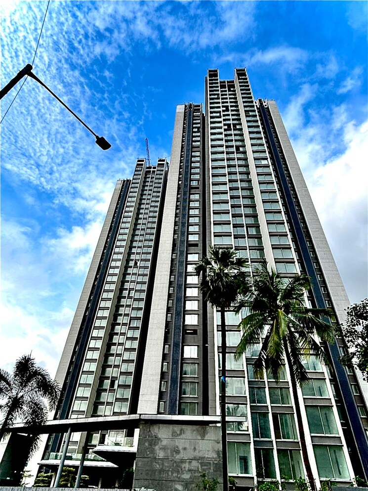 Exterior View, sunteck-city-avenue-4 2 Bedroom 644 Sq.Ft. Apartment In Goregaon West Mumbai 9581197