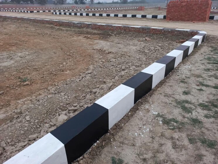 undefined, mohanlalganj  2500 Sq.Ft. Plot In Mohanlalganj Lucknow 9581209