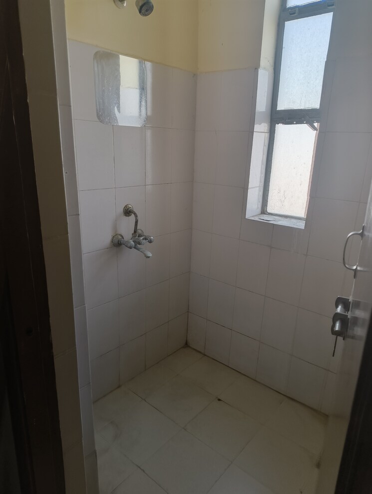 Bathroom, adani-aangan 1 Bedroom 412 Sq.Ft. Apartment In Sector 89a Gurgaon 9581217