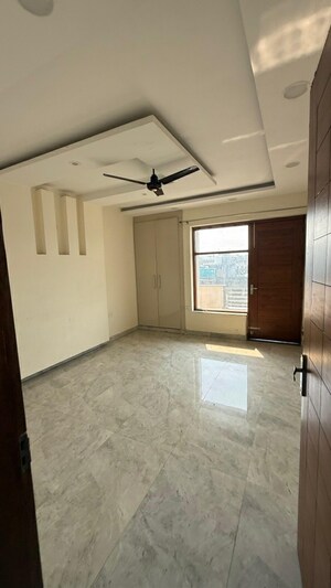 3 BHK Builder Floor For Rent in Green Fields Colony