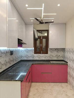 Kitchen in 3 BHK Builder Floor at Rajendra Nagar Sector 2 – for Sale