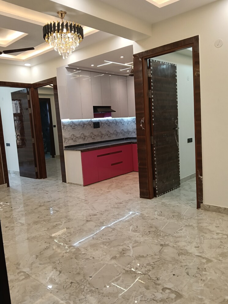 Room, rajendra nagar sector 2 3 Bedroom 110 Sq.Yd. Builder Floor In Rajendra Nagar Sector 2 Ghaziabad 9581281