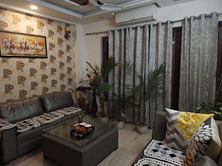 Living Room, bptp-parkland-pride 3 Bedroom 250 Sq.Yd. Builder Floor In Sector 77 Faridabad 9581326