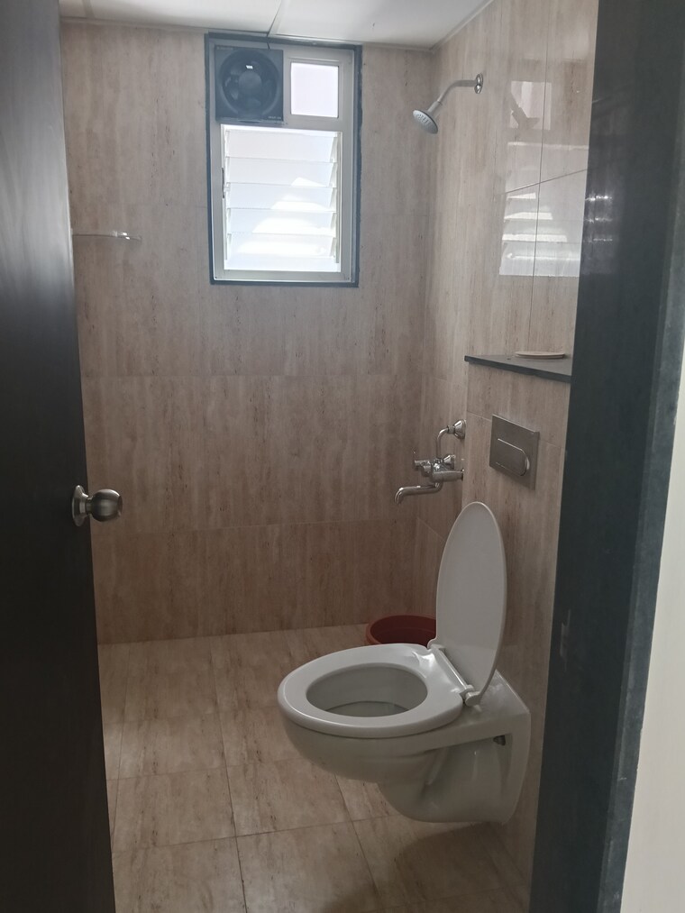 Bathroom, kolte-patil-life-republic 2 Bedroom 700 Sq.Ft. Apartment In Hinjewadi Pune 9581363