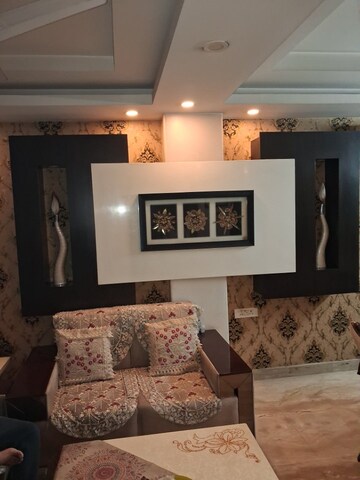 Living Room in 3 BHK Independent House at Pushpanjali Enclave – for Sale