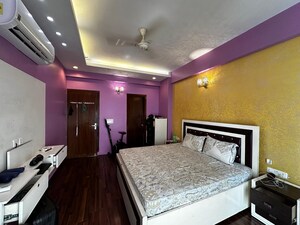 5 BHK Apartment For Rent in Elite Golf Green, Sector 79