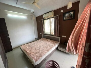 Room in 3 BHK Apartment at New Ranip – for Rent