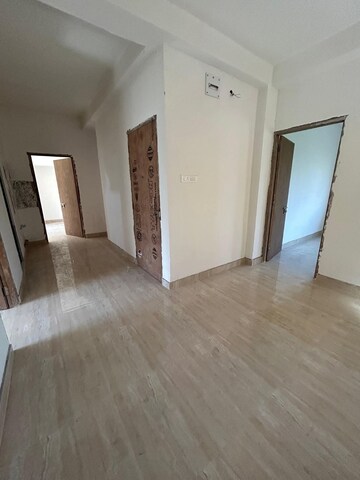 2 BHK Apartment For Sale in Naktala