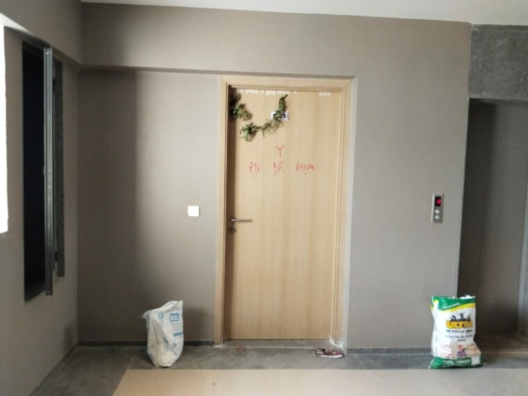 Room, shilp-revanta 3 Bedroom 1310 Sq.Ft. Apartment In Shela Ahmedabad 9581407