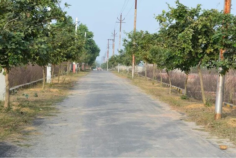 undefined, gomti nagar  3000 Sq.Ft. Plot In Gomti Nagar Lucknow 9581411