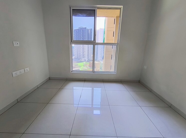 Room, purva-silversands Studio 320 Sq.Ft. Apartment In Mundhwa Pune 9581410