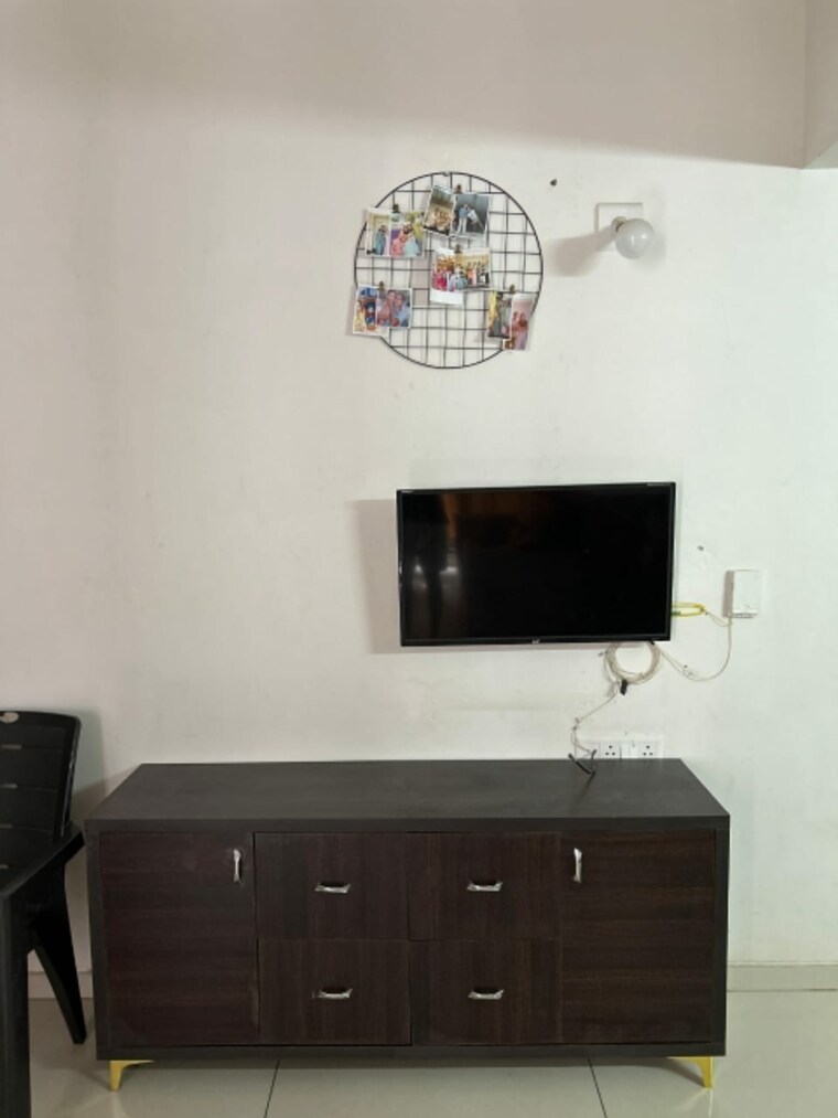 undefined, basil-skyline 3 Bedroom 1300 Sq.Ft. Apartment In Tragad Ahmedabad 9581442