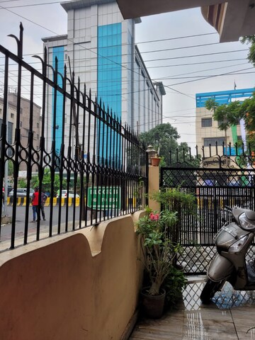 Balcony in 3 BHK Independent House at RWA Apartments Sector 41, Sector 41 – for Sale