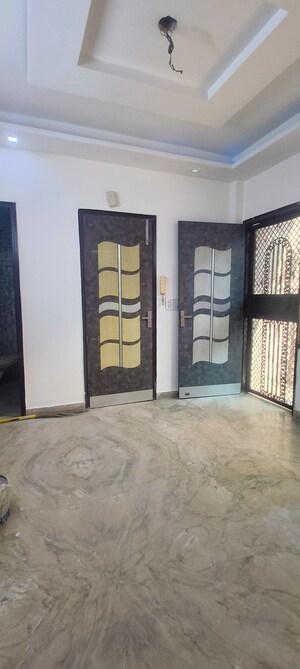 2 BHK Builder Floor For Rent in Rohini Sector 25