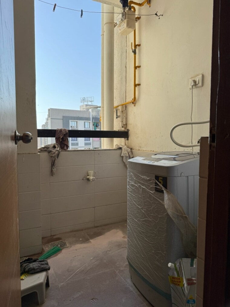 Balcony, zundal 3 Bedroom 1700 Sq.Ft. Apartment In Zundal Ahmedabad 9581476