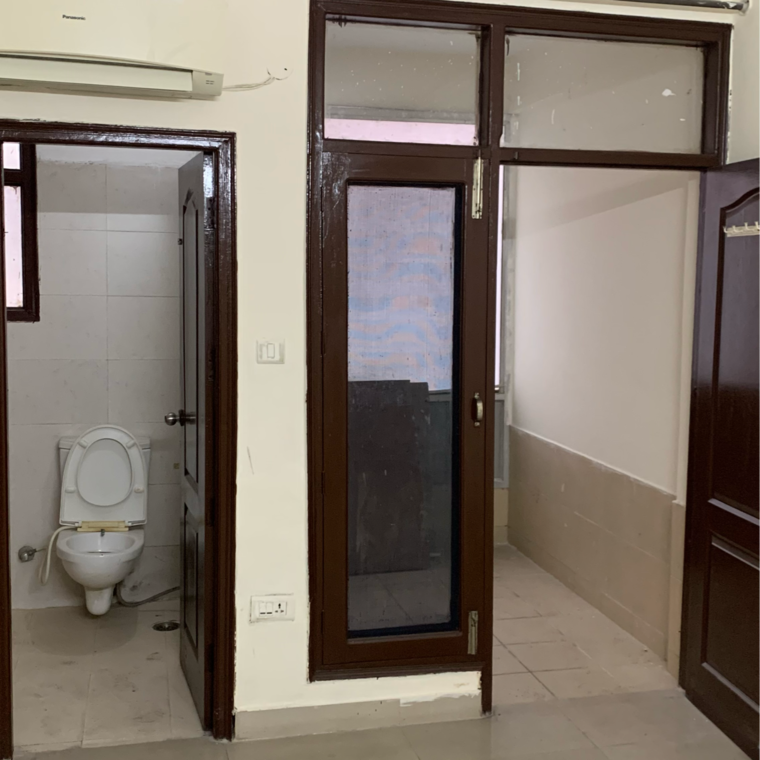 Attached Bathroom, patiala road 3 Bedroom 2250 Sq.Ft. Apartment In Patiala Road Zirakpur 9581488