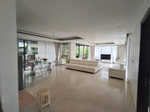 Parking in 4 BHK Villa at Prestige Golfshire, Nandi Hills – for Sale