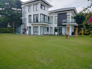 4 BHK Villa – Exterior View View at Prestige Golfshire, Nandi Hills - for Sale