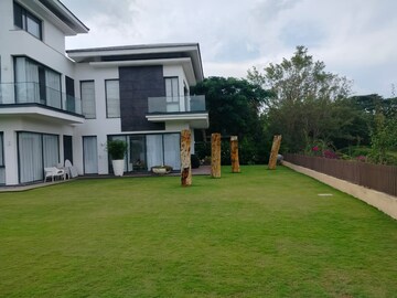 4 BHK Villa – Garden View at Prestige Golfshire, Nandi Hills - for Sale